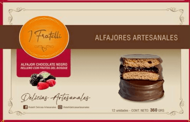 muestra en caja de Alfajor de Chocolate Negro Con Frutos Del Bosque